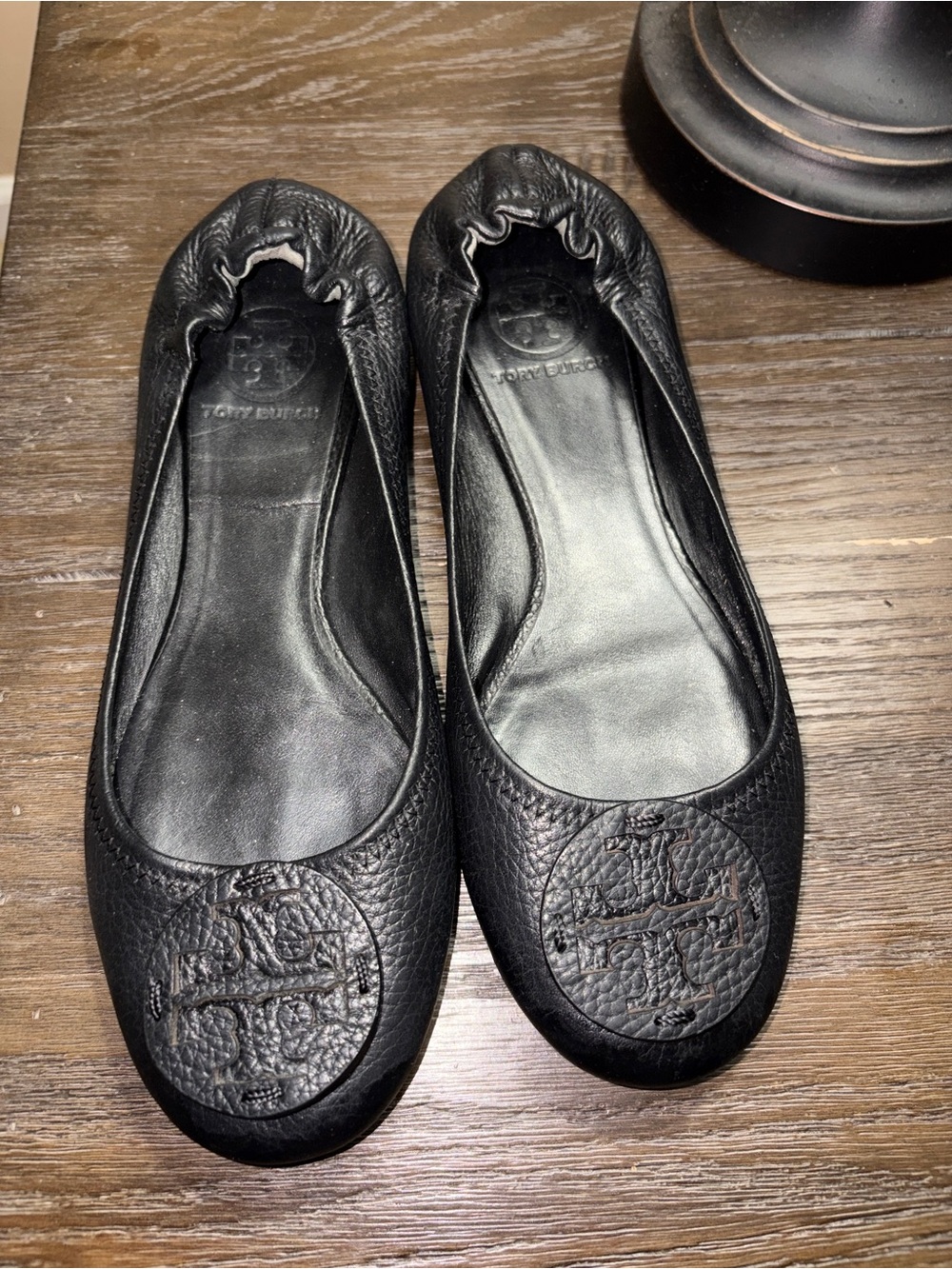 Tory Burch Riviera Black Pebbled Leather Logo Ballet Flats